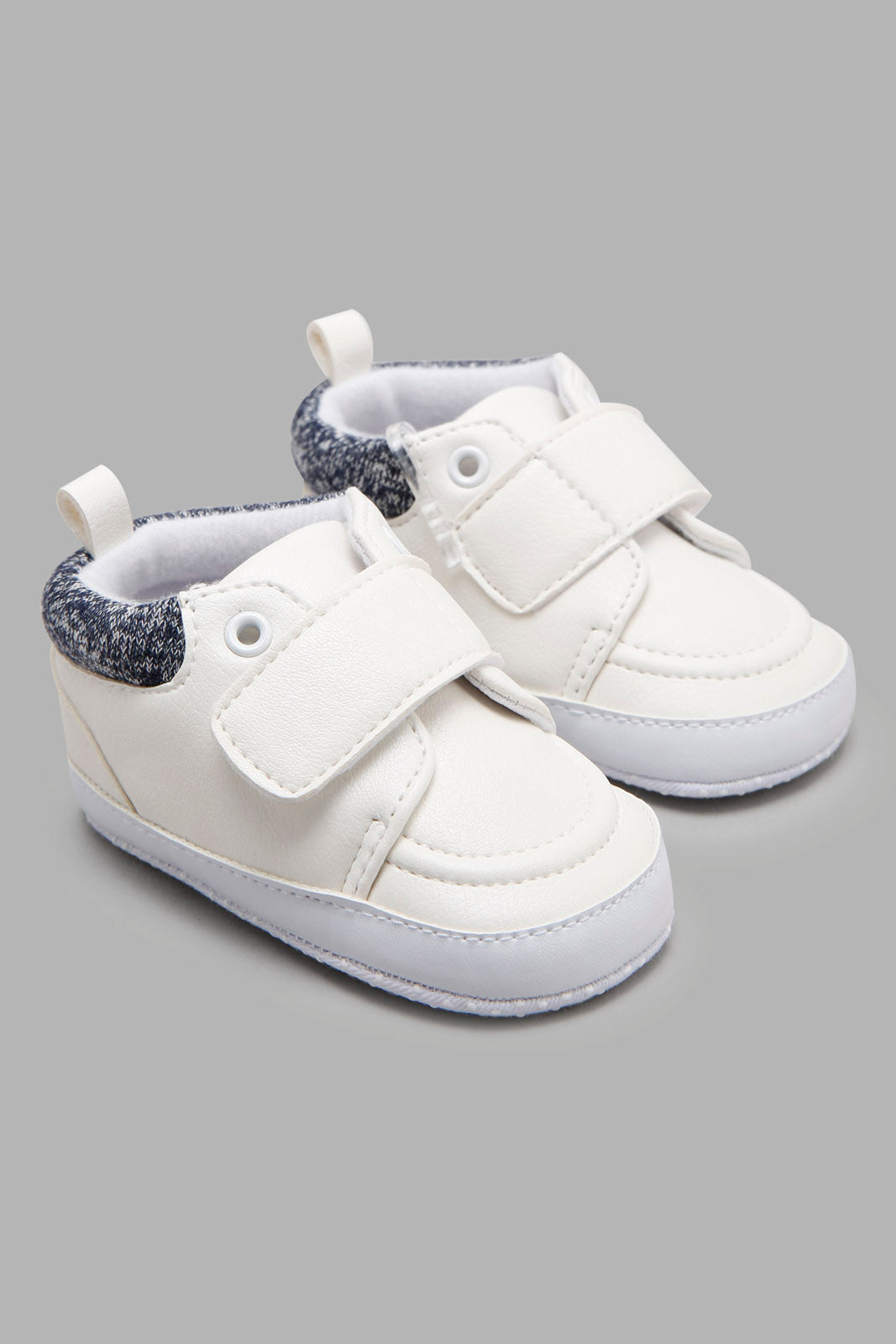 Redtag-White-Pram-Shoe-Category:Shoes,-Colour:White,-Deals:New-In,-Filter:Baby-Footwear-(0-to-18-Mths),-NBF-Shoes,-New-In-NBF-FOO,-Non-Sale,-Section:Boys-(0-to-14Yrs),-W22B-Baby-0 to 18 Months