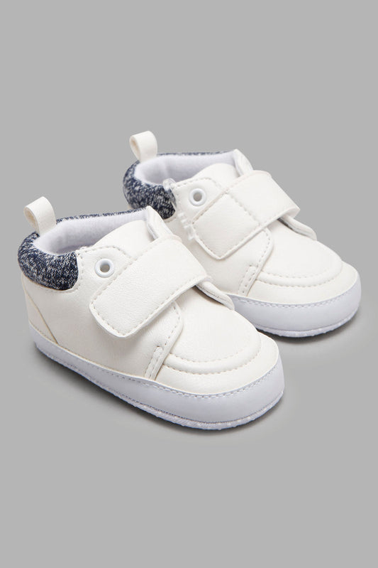 Redtag-White-Pram-Shoe-Category:Shoes,-Colour:White,-Deals:New-In,-Filter:Baby-Footwear-(0-to-18-Mths),-NBF-Shoes,-New-In-NBF-FOO,-Non-Sale,-Section:Boys-(0-to-14Yrs),-W22B-Baby-0 to 18 Months