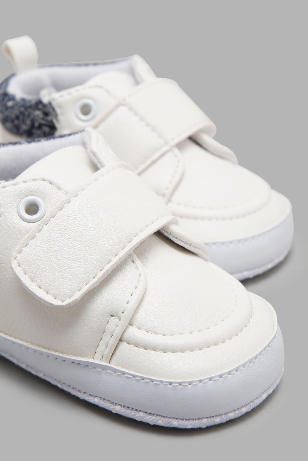 Redtag-White-Pram-Shoe-Category:Shoes,-Colour:White,-Deals:New-In,-Filter:Baby-Footwear-(0-to-18-Mths),-NBF-Shoes,-New-In-NBF-FOO,-Non-Sale,-Section:Boys-(0-to-14Yrs),-W22B-Baby-0 to 18 Months