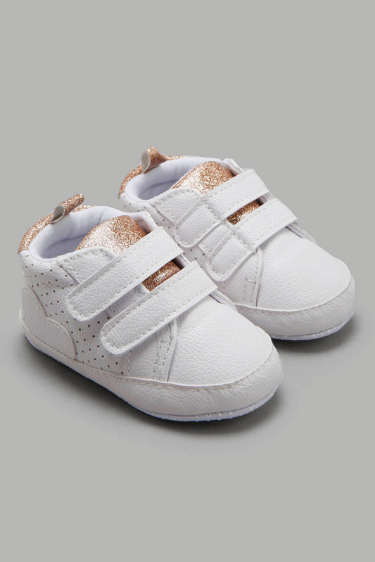 Redtag-White-Pram-Shoe-With-Velcro-Category:Shoes,-Colour:White,-Deals:New-In,-Filter:Baby-Footwear-(0-to-18-Mths),-NBF-Shoes,-New-In-NBF-FOO,-Non-Sale,-Section:Boys-(0-to-14Yrs),-W22A-Baby-0 to 18 Months