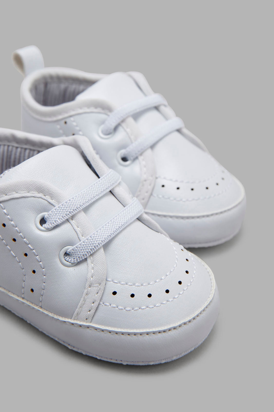 Redtag-White-Pram-Shoe-Category:Shoes,-Colour:White,-Deals:New-In,-Filter:Baby-Footwear-(0-to-18-Mths),-NBF-Shoes,-New-In-NBF-FOO,-Non-Sale,-Section:Boys-(0-to-14Yrs),-W22A-Baby-0 to 18 Months