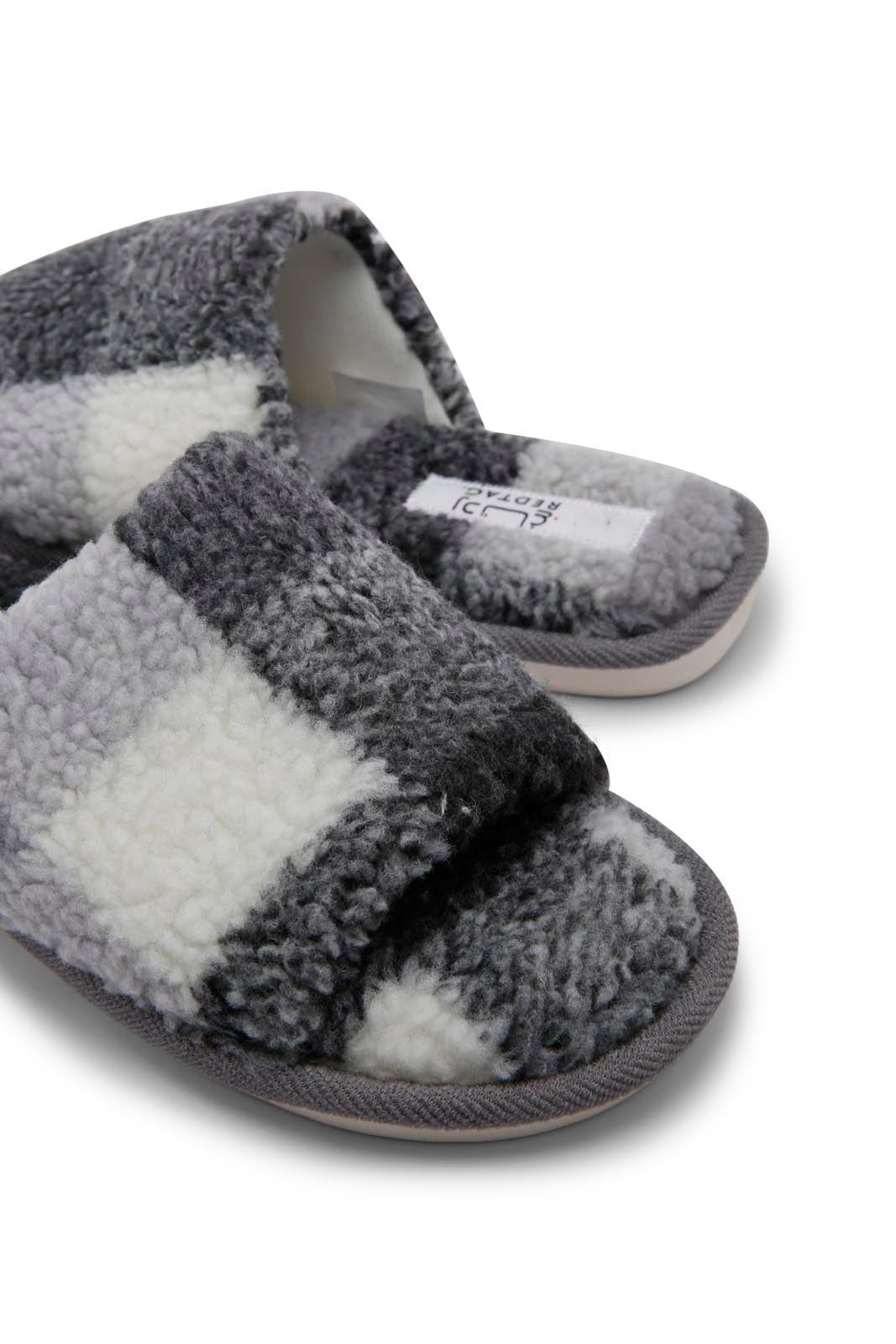 Redtag-Assorted-Checkered-Slipper-Category:Slippers,-Colour:Assorted,-Deals:New-In,-Dept:Menswear,-Filter:Men's-Footwear,-Men-Slippers,-New-In-Men-FOO,-Non-Sale,-Section:Men,-W22A-Men's-