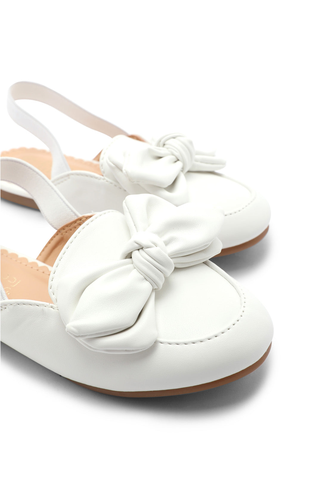 Redtag-White-Bow-Mules-Category:Shoes,-Colour:White,-Deals:New-In,-Dept:Girls,-Filter:Girls-Footwear-(3-to-5-Yrs),-GIR-Shoes,-New-In-GIR-FOO,-Non-Sale,-S23A,-Section:Girls-(0-to-14Yrs)-Girls-