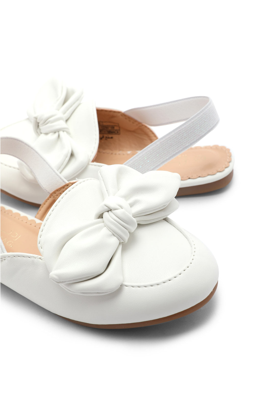 Redtag-White-Bow-Mules-Category:Shoes,-Colour:White,-Deals:New-In,-Dept:Girls,-Filter:Girls-Footwear-(3-to-5-Yrs),-GIR-Shoes,-New-In-GIR-FOO,-Non-Sale,-S23A,-Section:Girls-(0-to-14Yrs)-Girls-