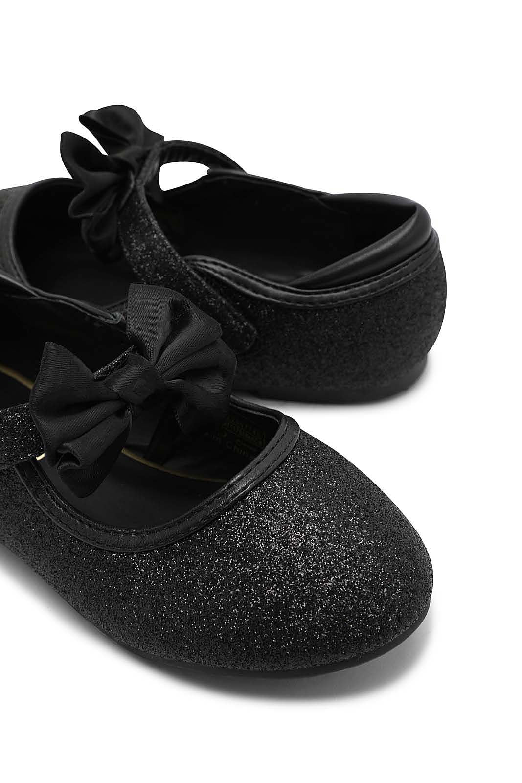 Redtag-Black-Bow-Ballerina-Category:Shoes,-Colour:Black,-Deals:New-In,-Dept:Girls,-Filter:Girls-Footwear-(3-to-5-Yrs),-GIR-Shoes,-New-In-GIR-FOO,-Non-Sale,-S23A,-Section:Girls-(0-to-14Yrs)-Girls-3 to 5 Years