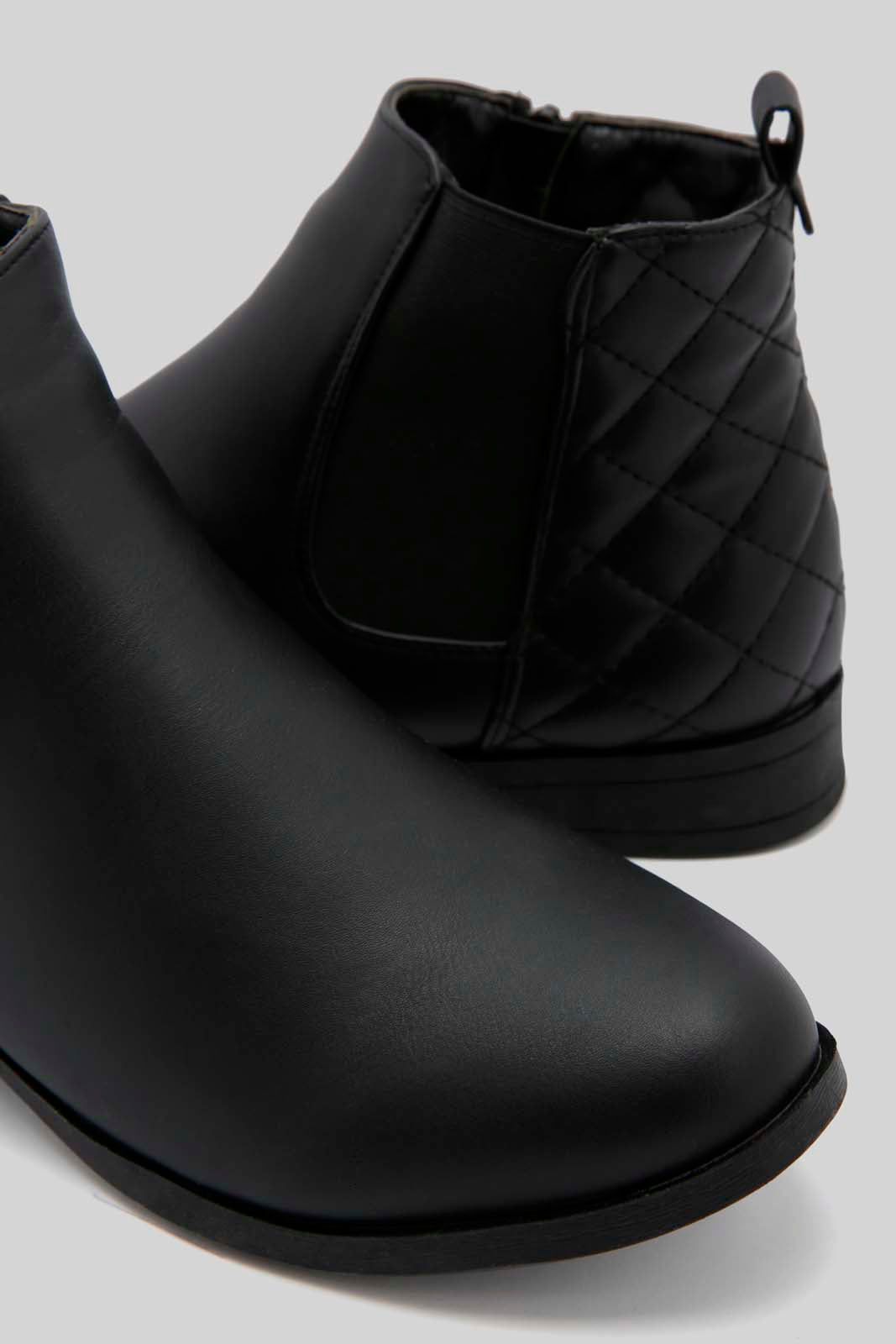 Redtag-Black-Ankle-Boot-Category:Boots,-Colour:Black,-Deals:New-In,-Dept:Ladieswear,-Filter:Women's-Footwear,-New-In-Women-FOO,-Non-Sale,-Section:Women,-W22B,-Women-Boots-Women's-
