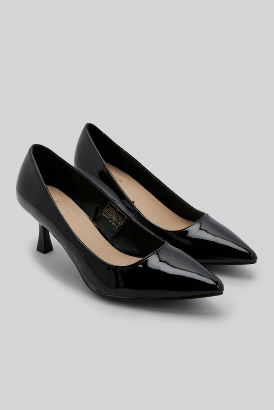 Redtag-Black-Patent-Court-Shoe-Category:Formal-Shoes,-Colour:Black,-Deals:New-In,-Filter:Women's-Footwear,-New-In-Women-FOO,-Non-Sale,-Section:Women,-W22B,-Women-Formal-Shoes-Women's-