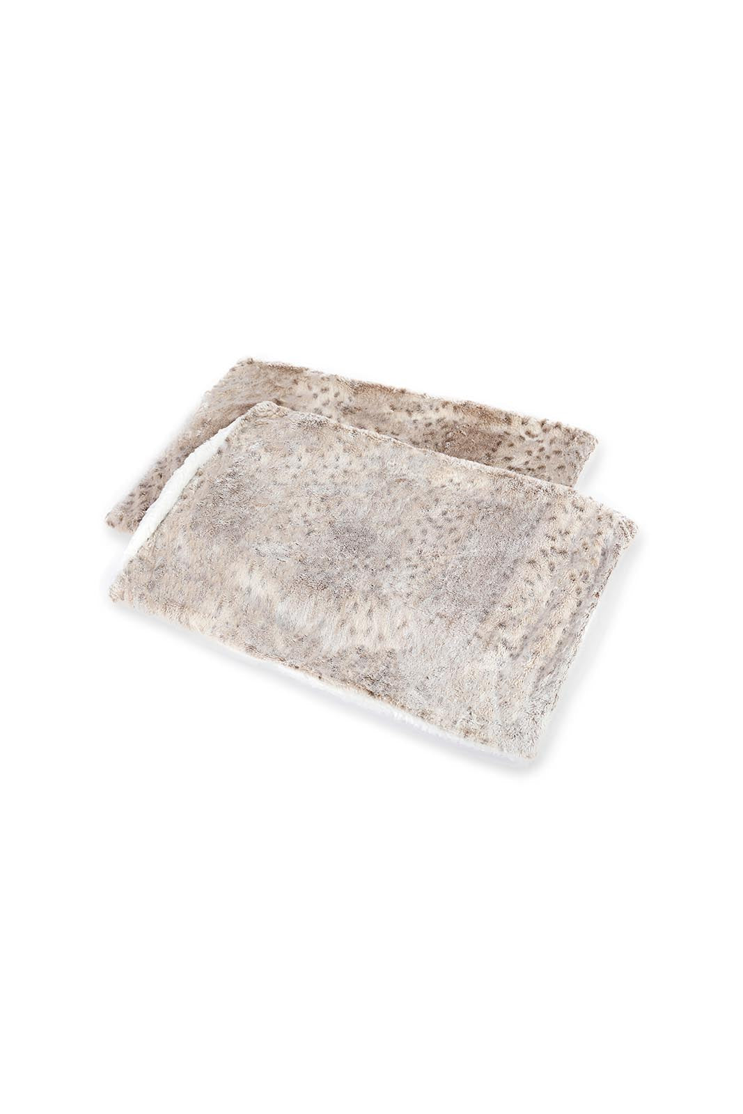 Redtag-Beige-3-Pc-Animal-Print-Fur-Comforter-Set-(King-Size)-Category:Comforters,-Colour:Beige,-Deals:New-In,-Dept:Home,-Filter:Home-Bedroom,-HMW-BED-Comforters,-New-In-HMW-BED,-Non-Sale,-S23A,-Section:Homewares-Home-Bedroom-