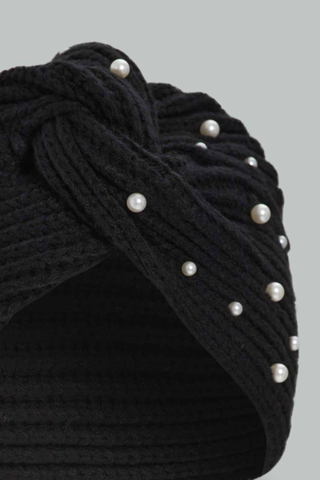 Redtag-Black-Embelished-Knitted-Cap-Category:Knitted-Accessories,-Colour:Black,-Filter:Women's-Accessories,-New-In,-New-In-Women-ACC,-Non-Sale,-Section:Women,-W22A,-Women-Knitted-Accessories-Women-
