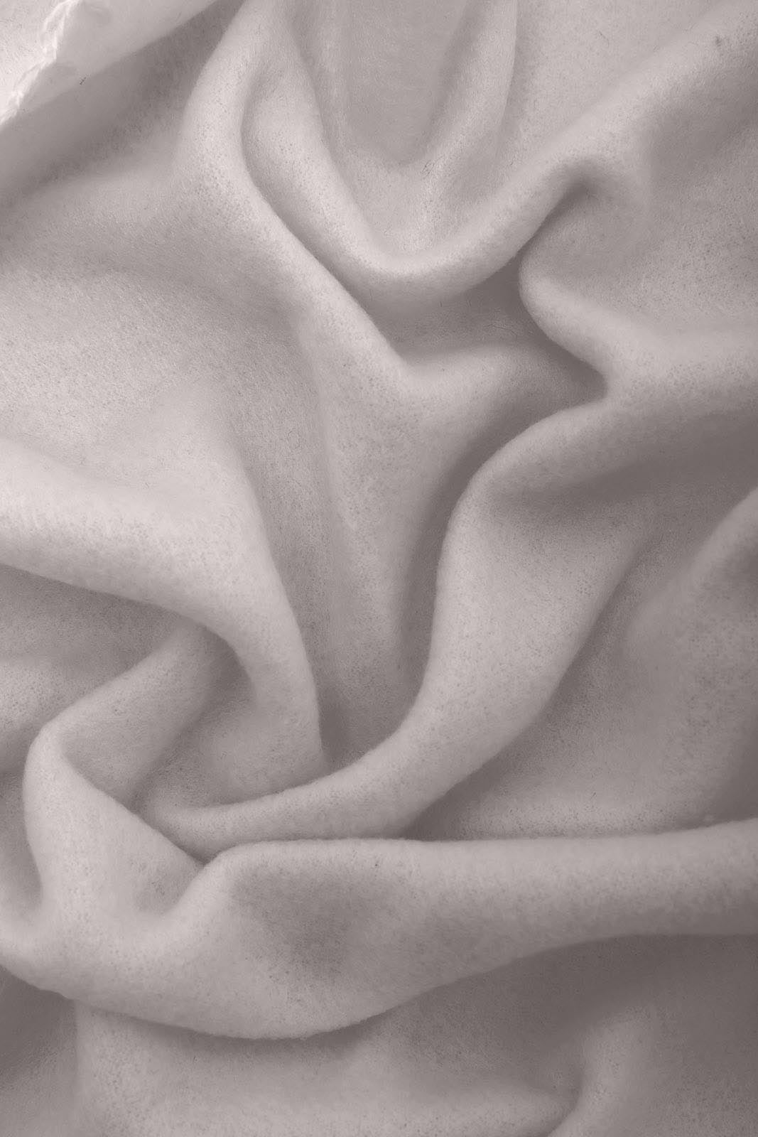 Redtag-Grey-Fleece-Blanket-(Single-Size)-Category:Blankets,-Colour:Grey,-Deals:New-In,-Dept:Home,-Filter:Home-Bedroom,-HMW-BED-Blankets,-New-In-HMW-BED,-Non-Sale,-Section:Homewares,-W22B-Home-Bedroom-