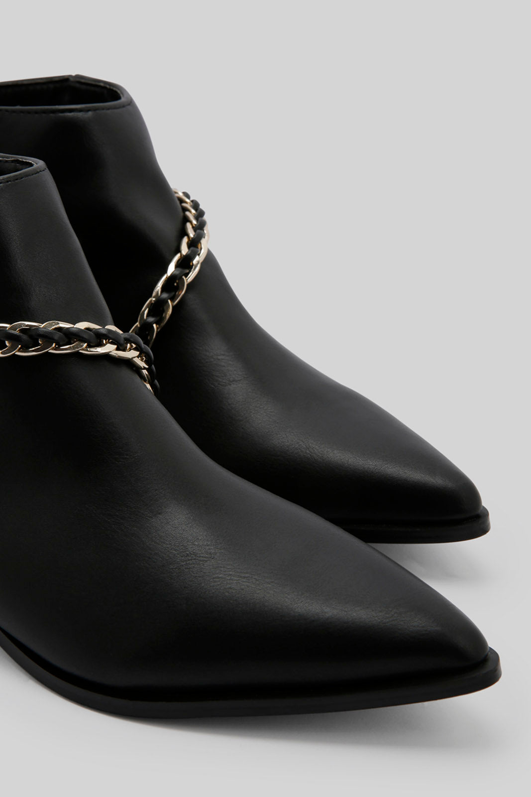 Redtag-Black-Ankle-Boot-With-Chain-Trim-Category:Boots,-Colour:Black,-Deals:New-In,-Filter:Women's-Footwear,-New-In-Women-FOO,-Non-Sale,-Section:Women,-W22B,-Women-Boots-Women's-