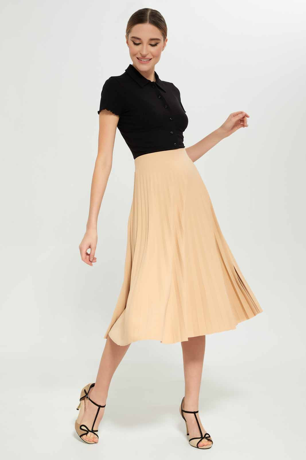 Redtag-Assorted-Collared-ShortSleeve-Top-Category:Tops,-Colour:Assorted,-Deals:New-In,-Dept:Ladieswear,-Filter:Women's-Clothing,-LEC,-LEC-Tops,-New-In-LEC-APL,-Non-Sale,-S23A,-Section:Women-Women's-