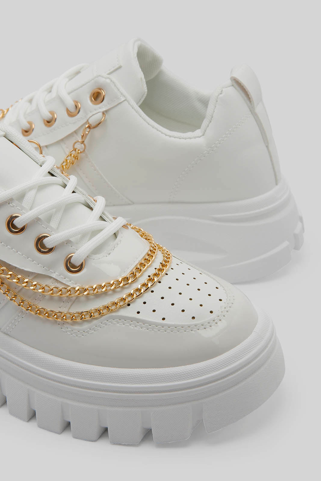 Redtag-White-Trainer-With-Chain-Trim-Category:Trainers,-Colour:White,-Deals:New-In,-Dept:Ladieswear,-Filter:Women's-Footwear,-New-In-Women-FOO,-Non-Sale,-Section:Women,-W22B,-Women-Trainers-Women's-