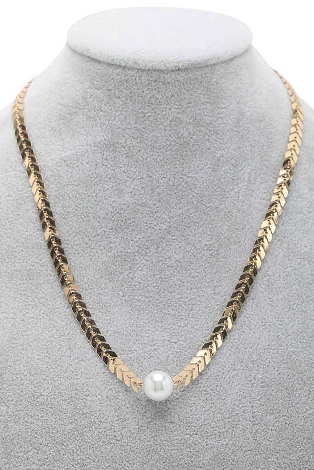 Redtag-Necklace-Category:Jewellery,-Colour:Assorted,-Dept:Ladieswear,-Filter:Women's-Accessories,-LEC-Jewellery,-New-In,-New-In-Women-ACC,-Non-Sale,-Section:Women,-W22B-Women-