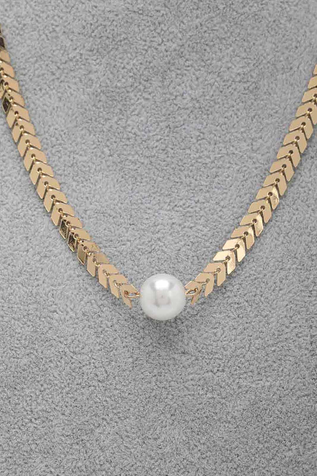 Redtag-Necklace-Category:Jewellery,-Colour:Assorted,-Dept:Ladieswear,-Filter:Women's-Accessories,-LEC-Jewellery,-New-In,-New-In-Women-ACC,-Non-Sale,-Section:Women,-W22B-Women-