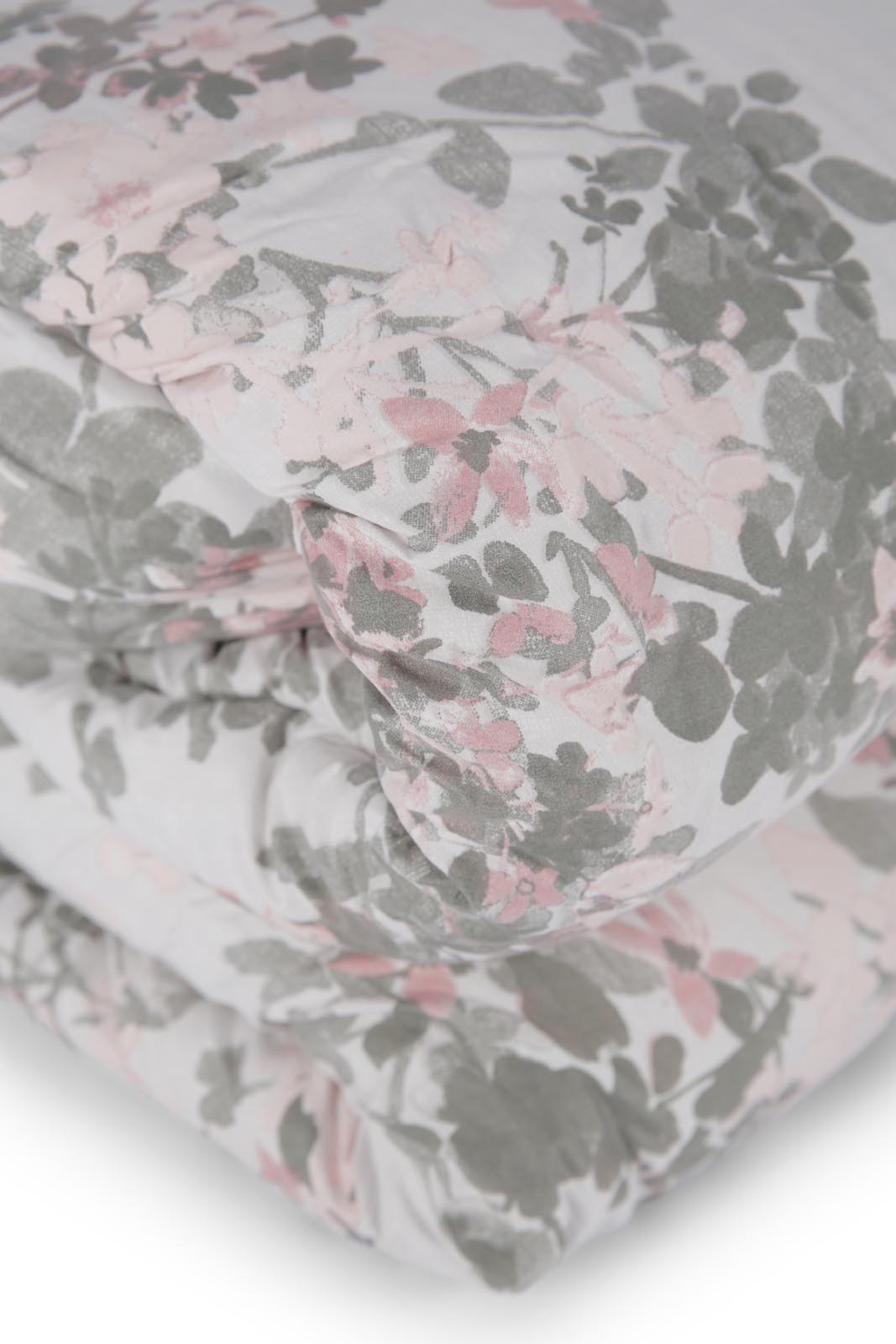Redtag-Pink-3Pc-Floral-Comforter-Set-(Double-Size)-365,-Category:Comforters,-Colour:Pink,-Deals:New-In,-Dept:Home,-Filter:Home-Bedroom,-HMW-BED-Comforters,-New-In-HMW-BED,-Non-Sale,-Section:Homewares-Home-Bedroom-