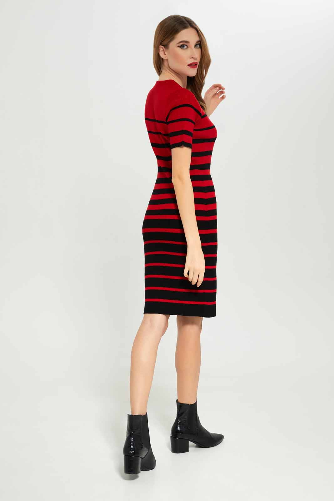 Redtag-Women-Assorted-Short-Sleeve-Knitted-Drs-Category:Dresses,-Colour:Assorted,-Deals:New-In,-Dept:Ladieswear,-Filter:Women's-Clothing,-LEC,-LEC-Dresses,-New-In-LEC-APL,-Non-Sale,-S23A,-Section:Women-Women's-