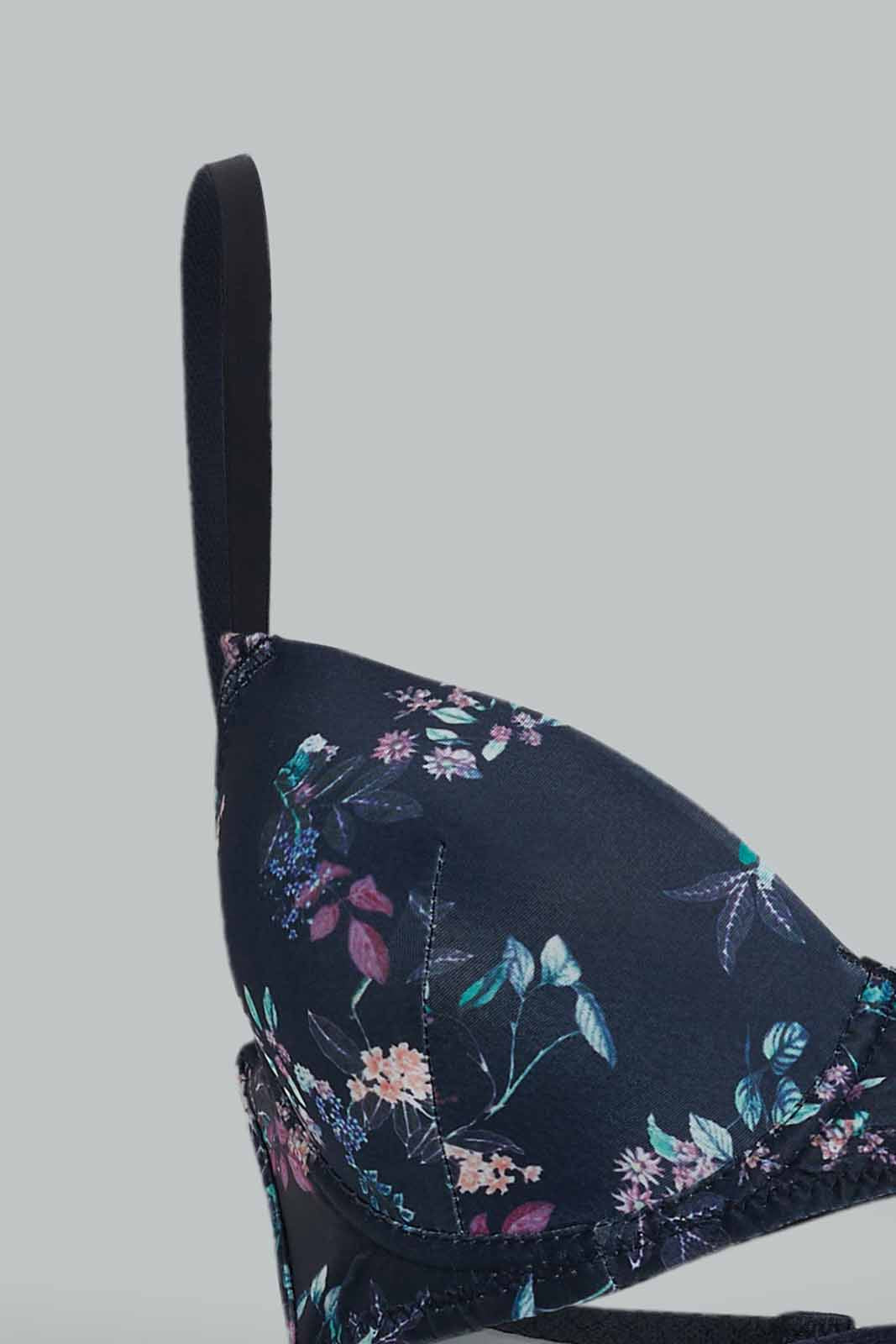 Redtag-Women-Aop-Single-Pack-Tshirt-Bra-Category:Bras,-Colour:Assorted,-Deals:New-In,-Dept:Ladieswear,-Filter:Women's-Clothing,-New-In-Women-APL,-Non-Sale,-Section:Women,-W22B,-Women-Bras--