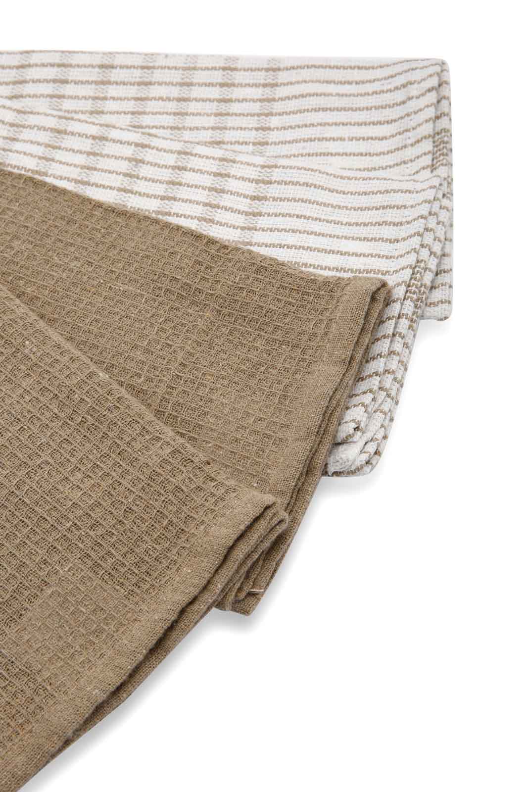 Redtag-Taupe-Kitchen-Towel-Set-(4-Piece)-Category:Towels,-Colour:Red,-Deals:New-In,-Dept:Home,-Filter:Home-Dining,-HMW-DIN-Kitchen-Accessories,-New-In-HMW-DIN,-Non-Sale,-Section:Homewares,-W22B-Home-Dining-