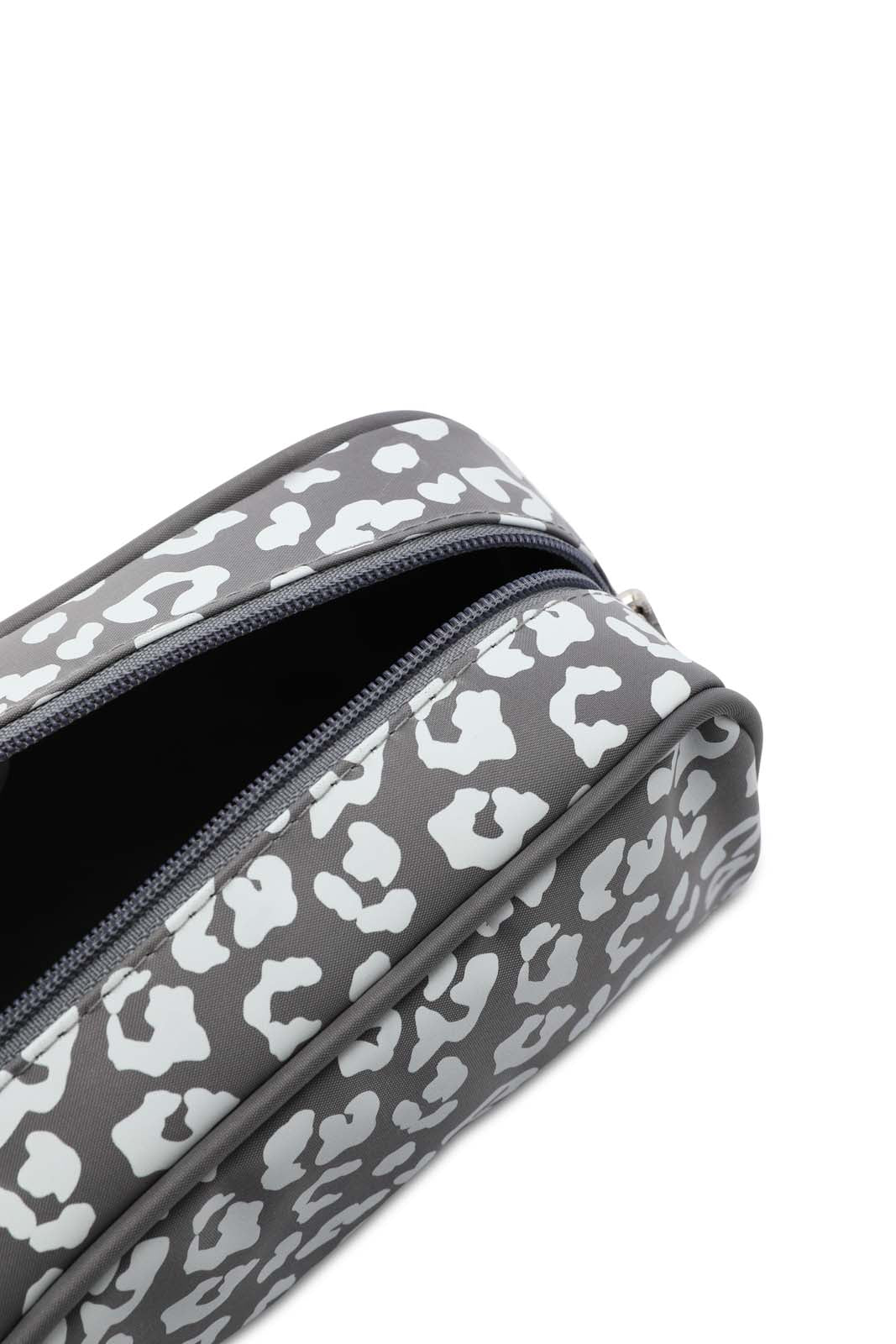 Redtag-Grey-Printed-Cosmetic-Pouches-Category:Cosmetics,-Colour:Grey,-Dept:Ladieswear,-Filter:Women's-Accessories,-New-In,-New-In-Women-ACC,-Non-Sale,-S23A,-Section:Women,-Women-Cosmetics-Women-