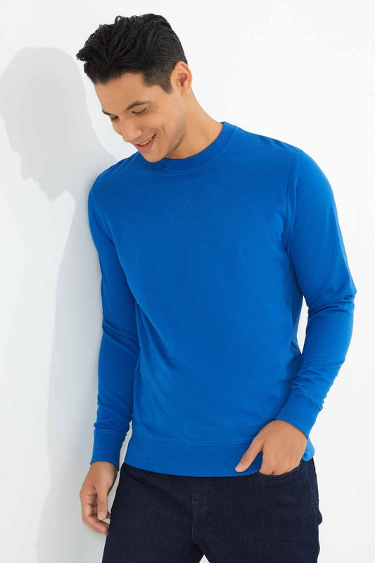 Redtag-Men-Blue-Crew-Neck-Sweatshirt-Category:Sweatshirts,-Colour:Blue,-Deals:New-In,-Dept:Menswear,-Filter:Men's-Clothing,-Men-Sweatshirts,-New-In-Men-APL,-Non-Sale,-S23A,-Section:Men,-TBL-Men's-
