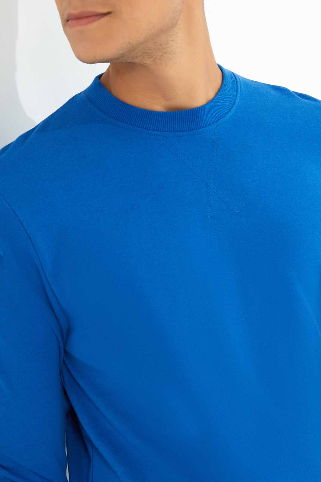 Redtag-Men-Blue-Crew-Neck-Sweatshirt-Category:Sweatshirts,-Colour:Blue,-Deals:New-In,-Dept:Menswear,-Filter:Men's-Clothing,-Men-Sweatshirts,-New-In-Men-APL,-Non-Sale,-S23A,-Section:Men,-TBL-Men's-