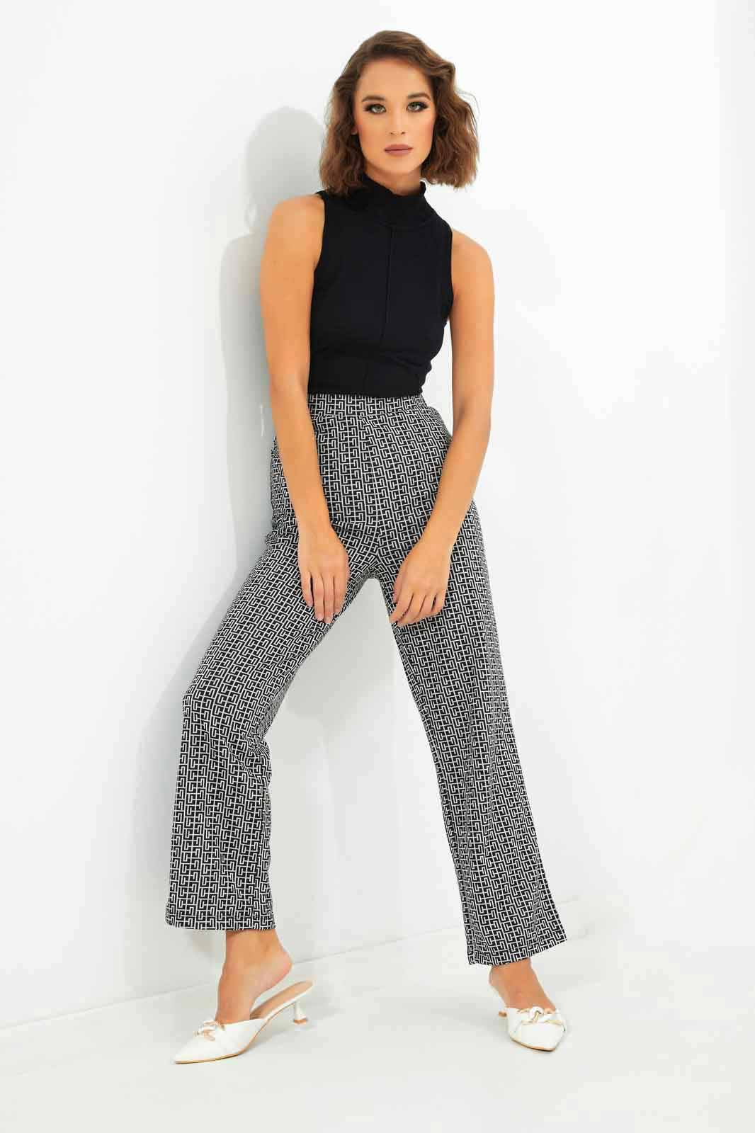 Redtag-Women-Black-Sleeveless-Top-Category:Pullovers,-Colour:Black,-Deals:New-In,-Dept:Ladieswear,-Filter:Women's-Clothing,-LDC,-LDC-Pullovers,-New-In-LDC-APL,-Non-Sale,-S23A,-Section:Women-Women's-