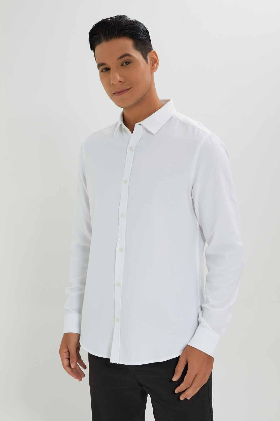 Redtag-Men-White-L/S-Oxford-Shirt-Category:Shirts,-Colour:White,-Deals:New-In,-Dept:Menswear,-Filter:Men's-Clothing,-Men-Shirts,-New-In-Men-APL,-Non-Sale,-S23A,-Section:Men,-TBL-Men's-