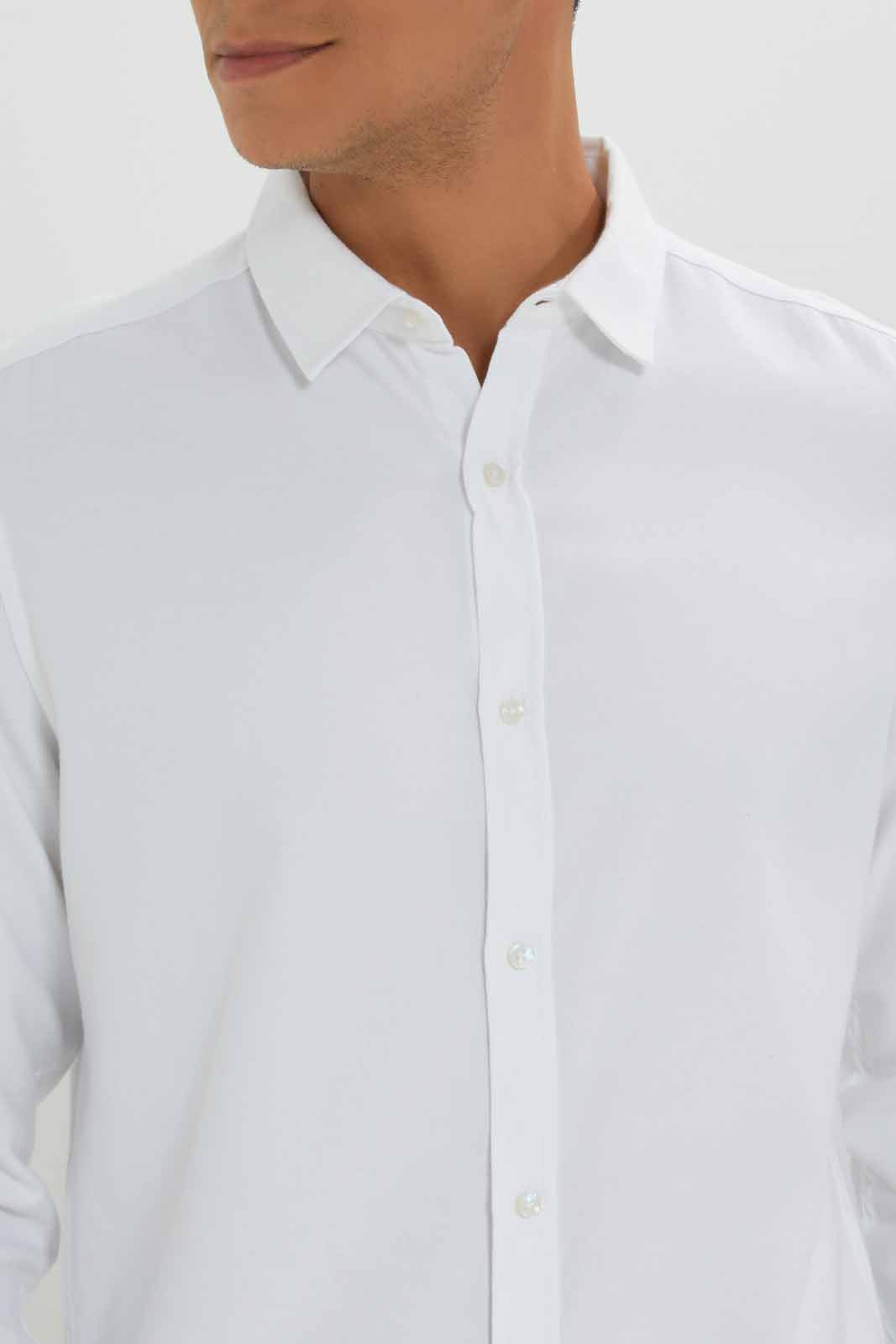 Redtag-Men-White-L/S-Oxford-Shirt-Category:Shirts,-Colour:White,-Deals:New-In,-Dept:Menswear,-Filter:Men's-Clothing,-Men-Shirts,-New-In-Men-APL,-Non-Sale,-S23A,-Section:Men,-TBL-Men's-