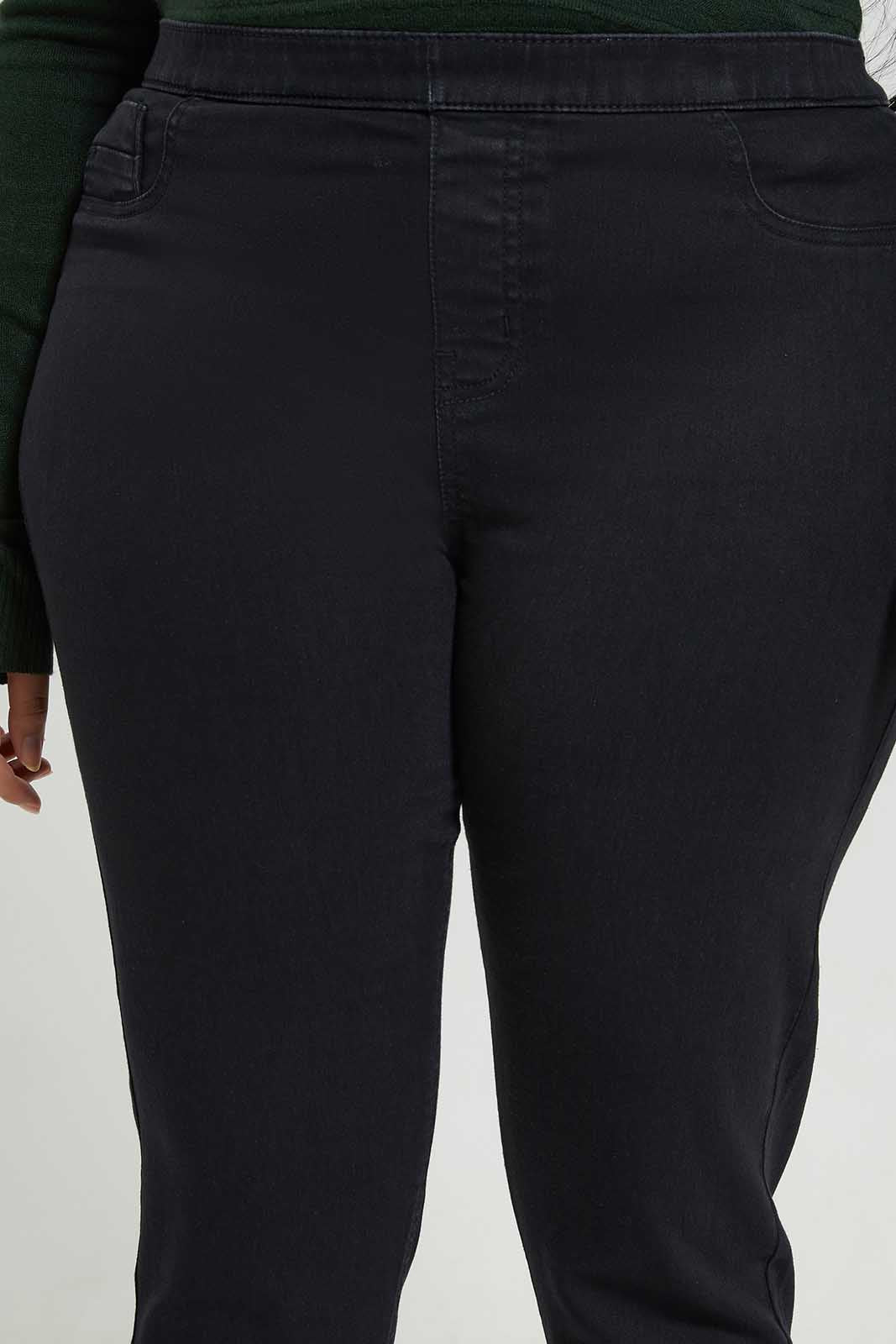Redtag-Women-Black-Skinny-Jeggings-Category:Jeggings,-Colour:Black,-Deals:New-In,-Filter:Plus-Size,-LDP-Jeggings,-New-In-LDP-APL,-Non-Sale,-Section:Women,-TBL,-W22B-Women's-