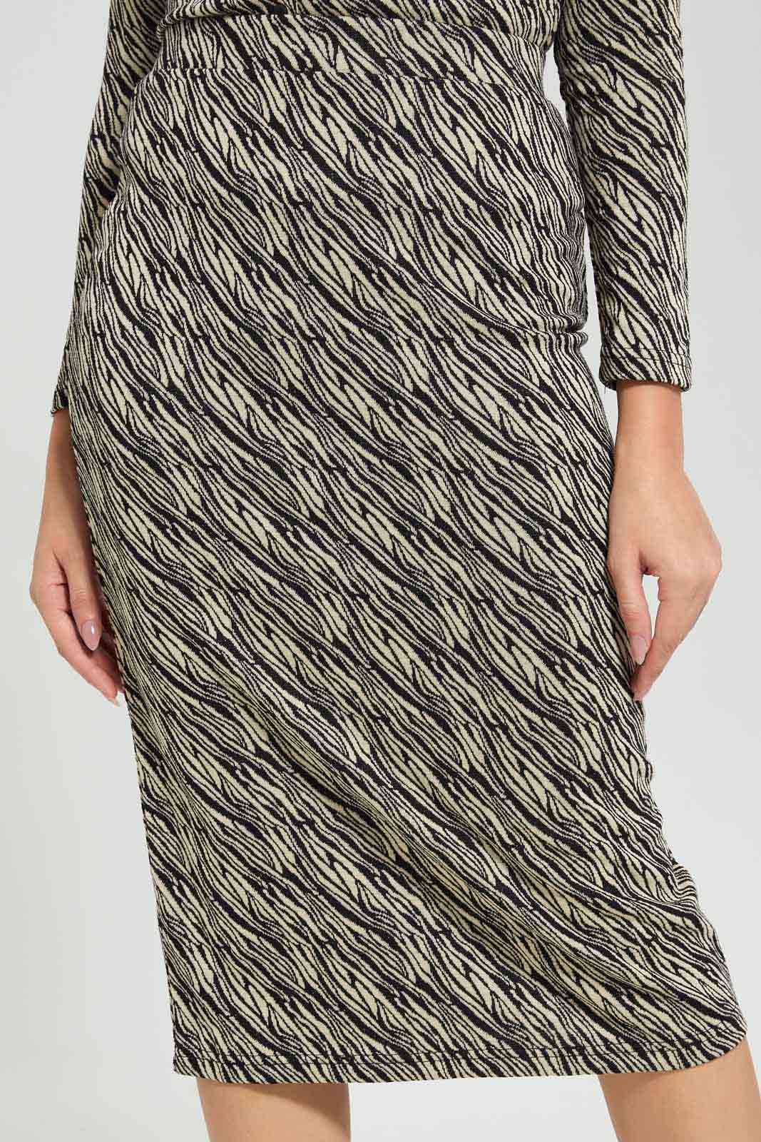 Redtag-Women-Assorted-Jacquard-Pencil-Skirt-Category:Skirts,-Colour:Assorted,-Deals:New-In,-Filter:Women's-Clothing,-New-In-Women-APL,-Non-Sale,-S23A,-Section:Women,-Women-Skirts-Women's-