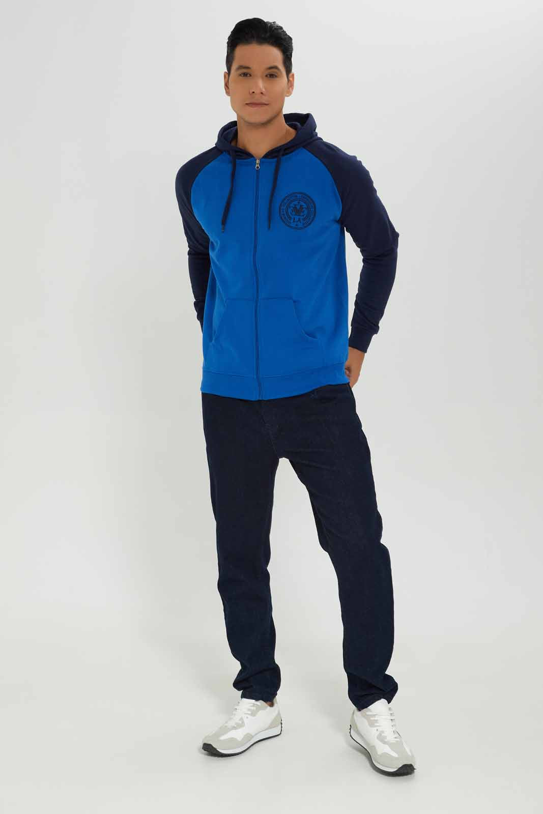 Redtag-Men-Blue-/-Navy-Reglan-Sleeve-Sweatshirt-Category:Sweatshirts,-Colour:Blue,-Deals:New-In,-Dept:Menswear,-Filter:Men's-Clothing,-Men-Sweatshirts,-New-In-Men-APL,-Non-Sale,-S23A,-Section:Men,-TBL-Men's-