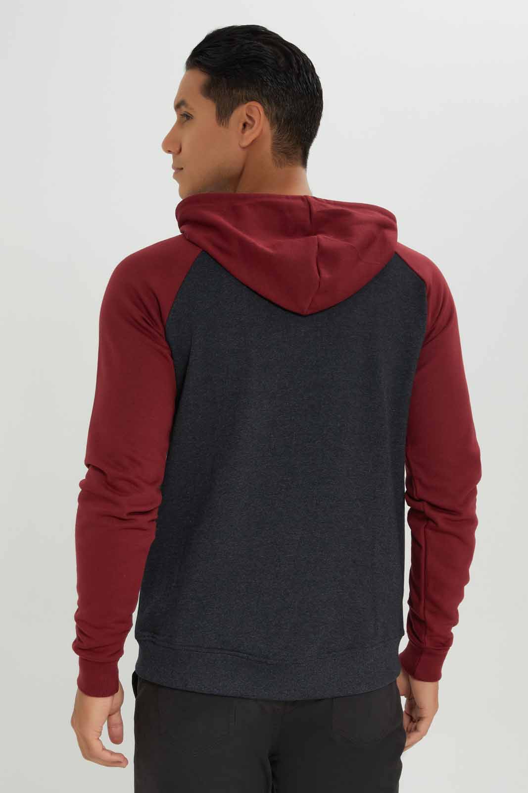 Redtag-Men-Charcoal-/-Burgandy-Reglan-Sleeve-Sweatshirt-Category:Sweatshirts,-Colour:Charcoal,-Deals:New-In,-Dept:Menswear,-Filter:Men's-Clothing,-Men-Sweatshirts,-New-In-Men-APL,-Non-Sale,-S23A,-Section:Men,-TBL-Men's-