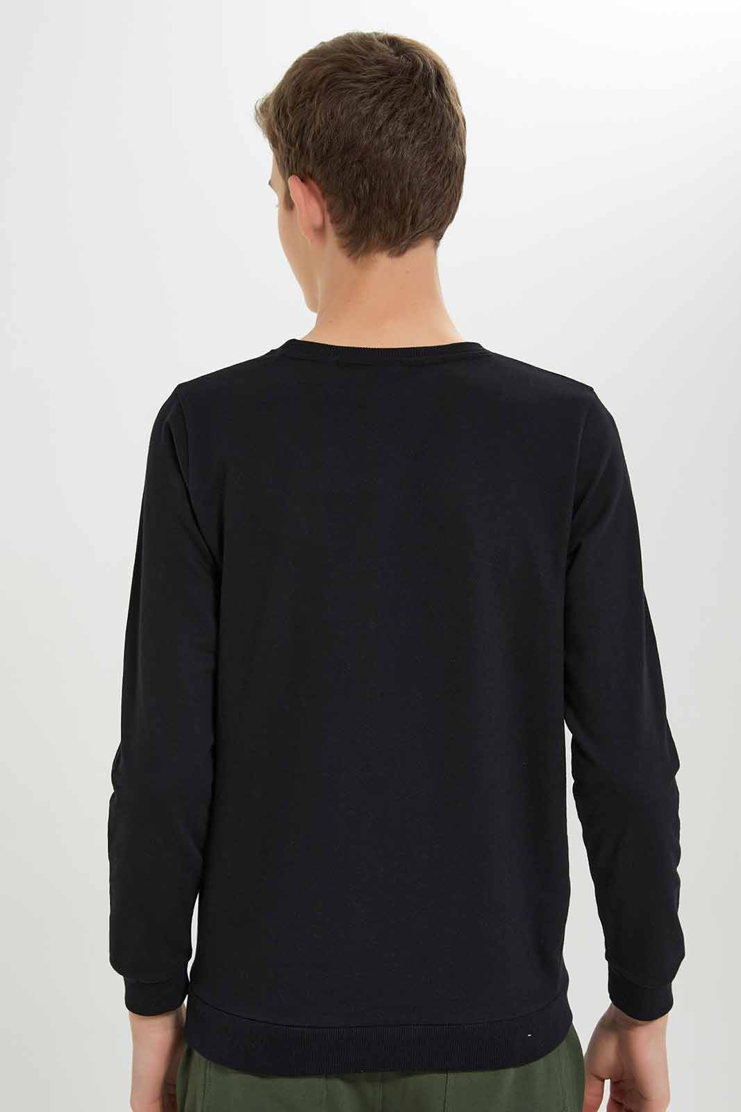 Redtag-Boys-Black-Black-Panther-Sweatshirt-BSR-Sweatshirts,-Category:Sweatshirts,-Colour:Black,-Deals:New-In,-Dept:Boys,-Filter:Senior-Boys-(8-to-14-Yrs),-New-In-BSR-APL,-Non-Sale,-S23A,-Section:Boys-(0-to-14Yrs),-TBL-Senior-Boys-9 to 14 Years