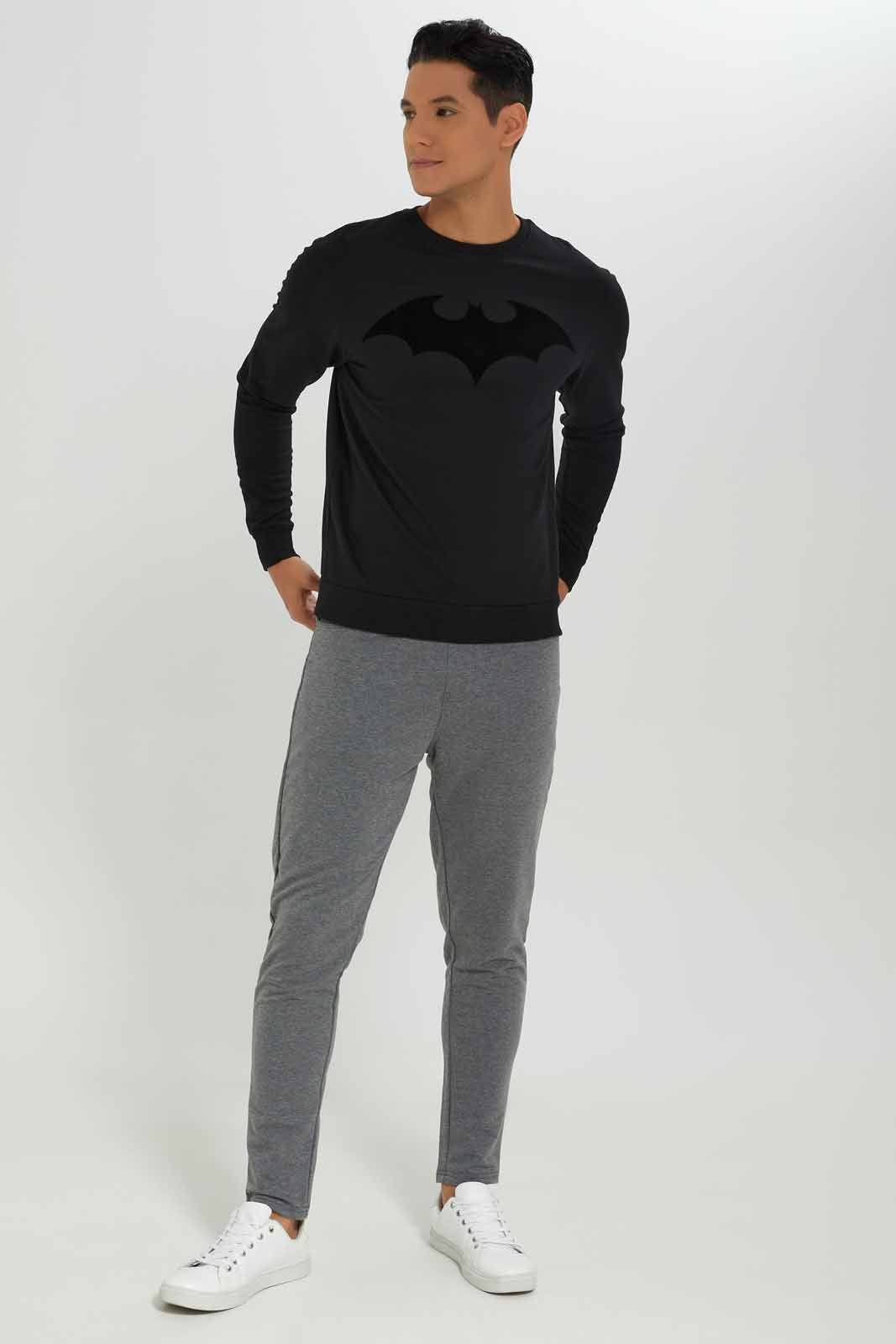 Redtag-Men-Black-Batman-Sweatshirt-Category:Sweatshirts,-Colour:Black,-Deals:New-In,-Dept:Menswear,-Filter:Men's-Clothing,-Men-Sweatshirts,-New-In-Men-APL,-Non-Sale,-S23A,-Section:Men,-TBL-Men's-