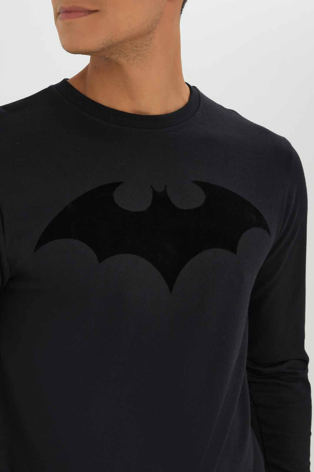 Redtag-Men-Black-Batman-Sweatshirt-Category:Sweatshirts,-Colour:Black,-Deals:New-In,-Dept:Menswear,-Filter:Men's-Clothing,-Men-Sweatshirts,-New-In-Men-APL,-Non-Sale,-S23A,-Section:Men,-TBL-Men's-
