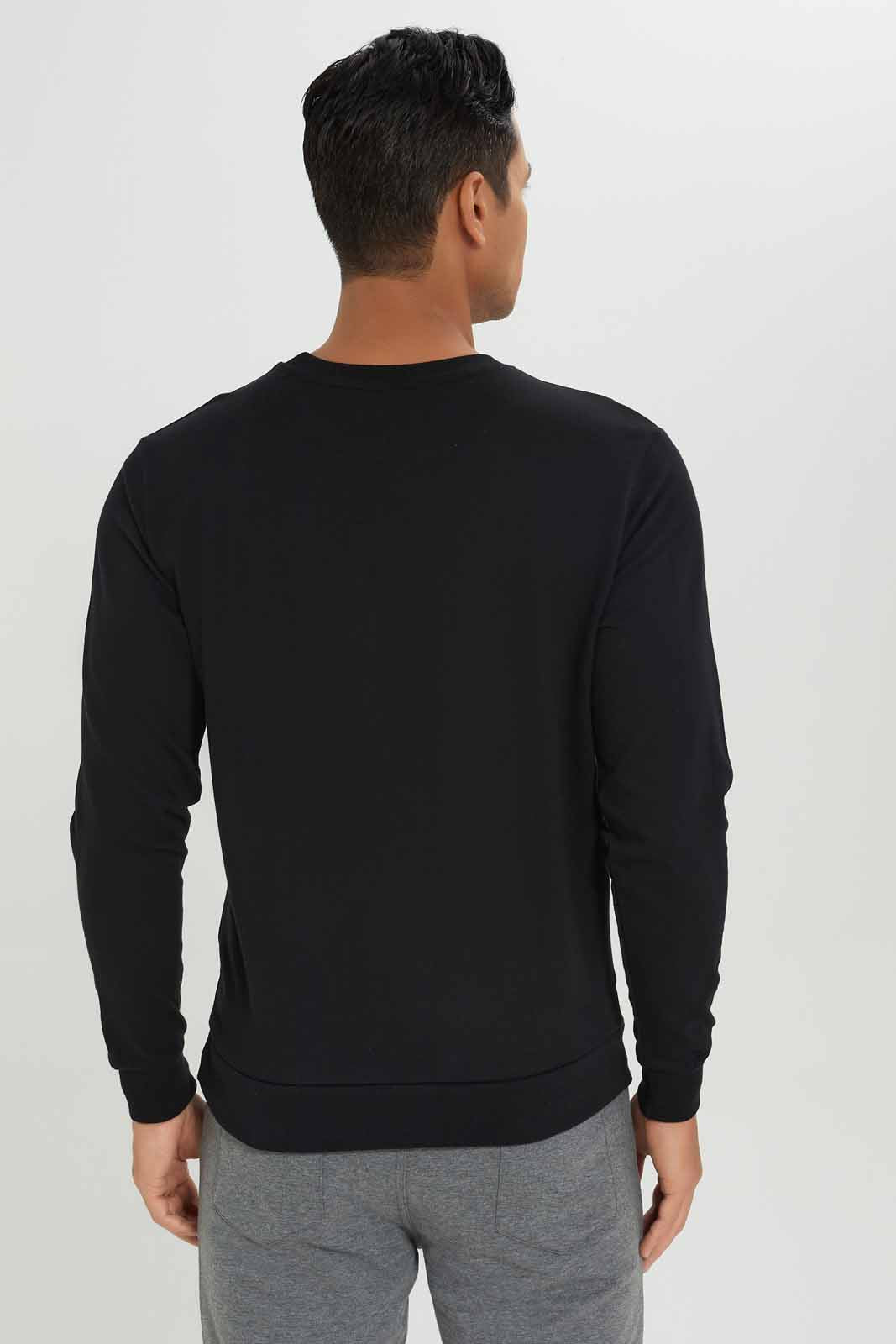 Redtag-Men-Black-Batman-Sweatshirt-Category:Sweatshirts,-Colour:Black,-Deals:New-In,-Dept:Menswear,-Filter:Men's-Clothing,-Men-Sweatshirts,-New-In-Men-APL,-Non-Sale,-S23A,-Section:Men,-TBL-Men's-