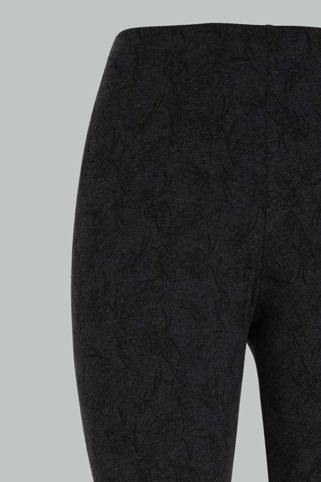 Redtag-Women-Allover-Print-Skinny-Leggings-Category:Leggings,-Colour:Assorted,-Deals:New-In,-Dept:Ladieswear,-Filter:Women's-Clothing,-New-In-Women-APL,-Non-Sale,-S23A,-Section:Women,-TBL,-Women-Leggings-Women's-