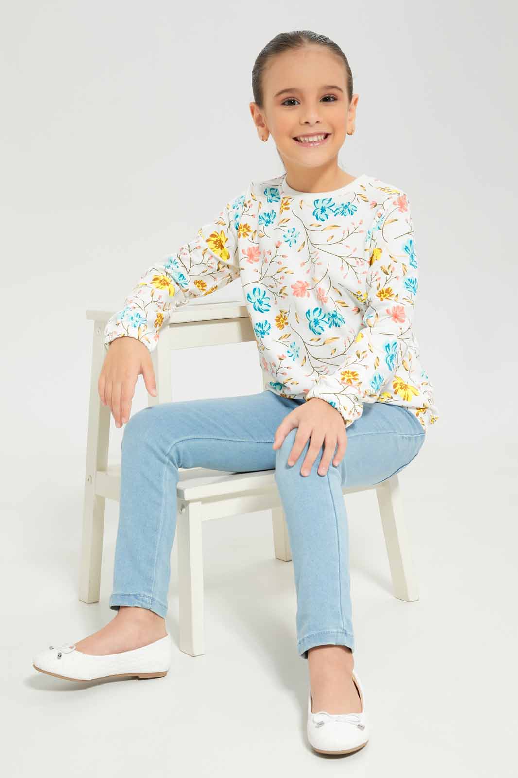 Redtag-Girls-White-Floral-Sweat-Tee-Category:T-Shirts,-Colour:Cream,-Deals:New-In,-Dept:Girls,-Filter:Girls-(2-to-8-Yrs),-GIR-T-Shirts,-New-In-GIR-APL,-Non-Sale,-S23A,-Section:Girls-(0-to-14Yrs),-TBL-Girls-2 to 8 Years