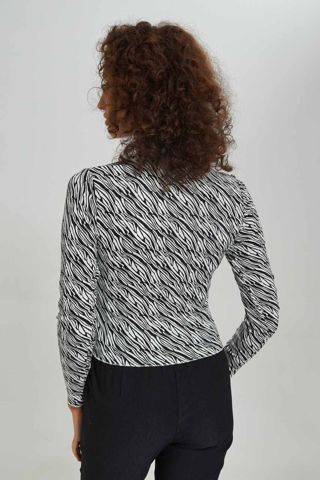 Redtag-Women-Striped-Long-Sleeves-Crew-Neck-Tshirt-Category:T-Shirts,-Colour:Assorted,-Deals:New-In,-Dept:Ladieswear,-Filter:Women's-Clothing,-New-In-Women-APL,-Non-Sale,-S23A,-Section:Women,-TBL,-Women-T-Shirts-Women's-